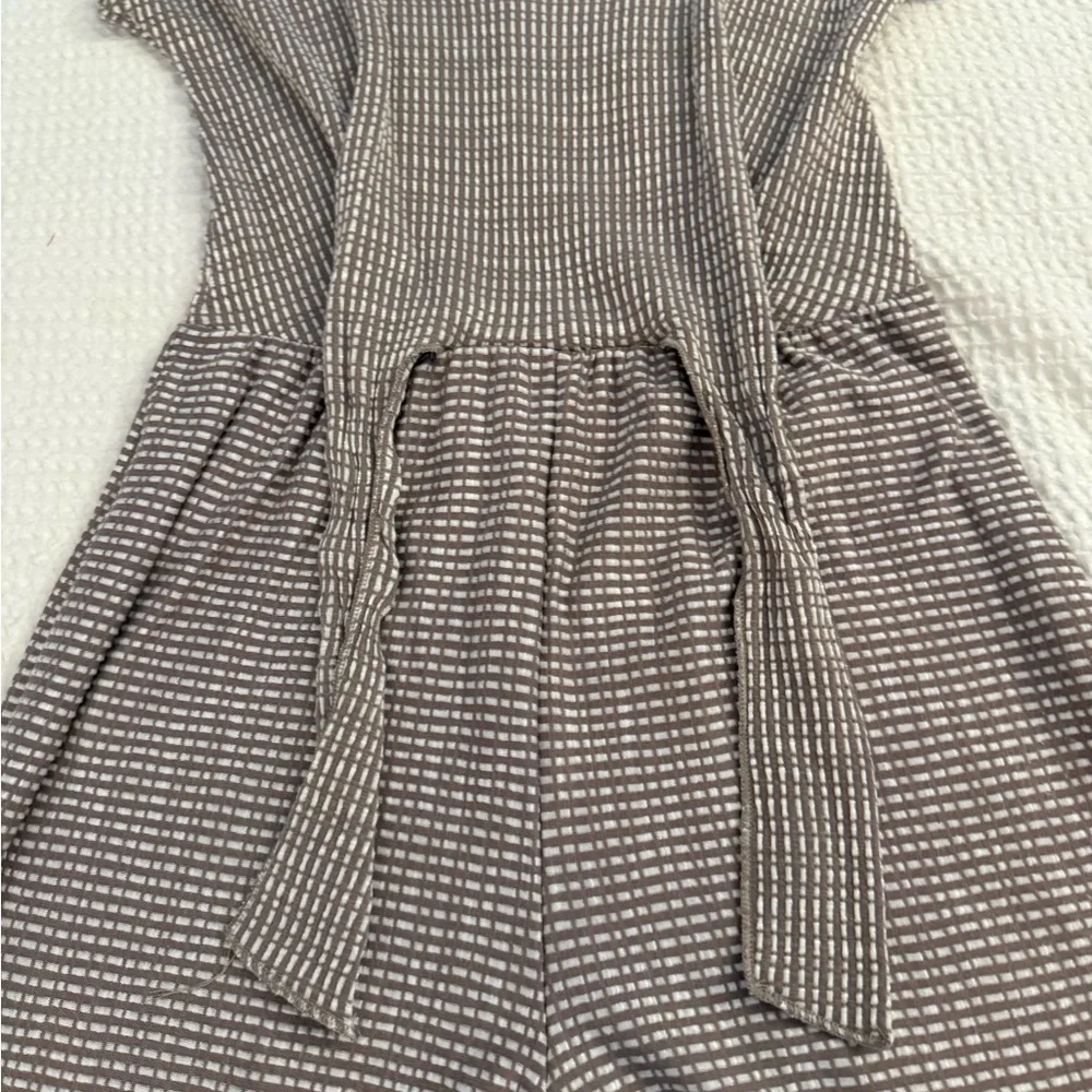 Caution To The Wind Gray Ribbed Knit Jumpsuit - size small - Picture 8 of 8